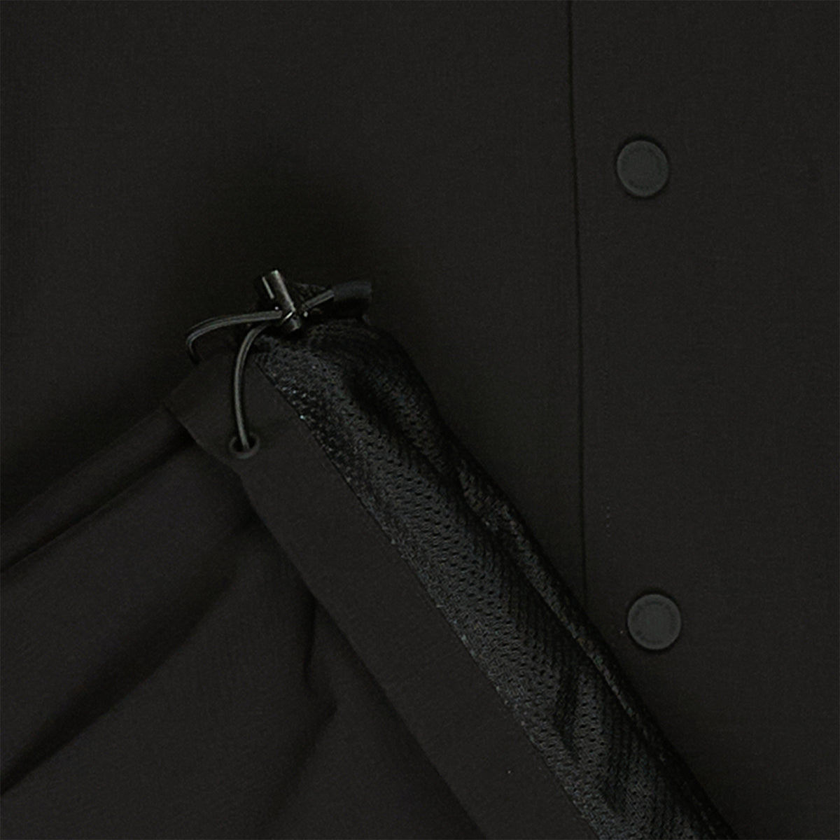 Nylon Hooded Coach Veste - Black